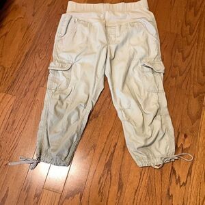 Motherhood maternity cargo capris size small